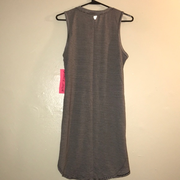 Betsey Johnson Split Side Long Muscle Tank - Picture 4 of 6